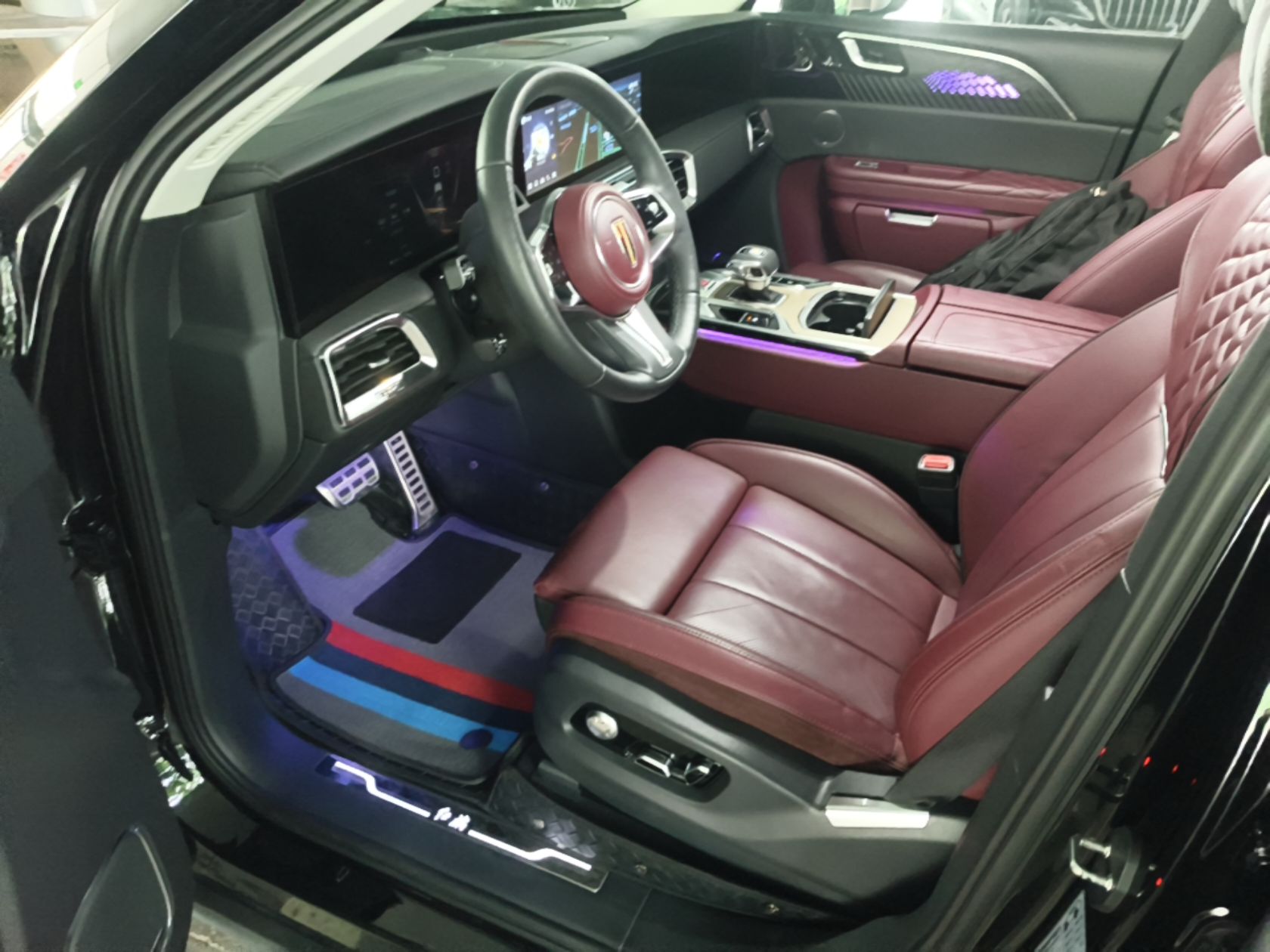 Hongqi E-HS9 2022 660 km Range Flagway Edition Six Seats — снимка 20