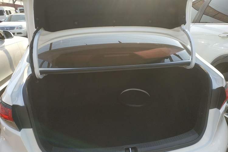 Used Toyota Levin 2023 Smart Electric Hybrid Dual-Engine 1.8L Leading Edition