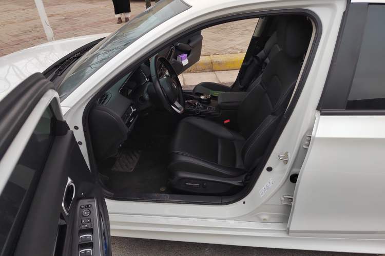 Used Honda Civic 2022 240TURBO CVT Dynamic Control Version
