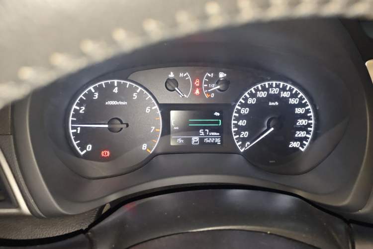 Used Nissan Sylphy 2014 1.6XV CVT Deluxe Edition
