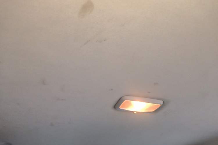 Used Haval H5 Classic 2013 ZhiZun Edition Green Silence 2.0T Manual Two-Wheel Drive Progressive Model