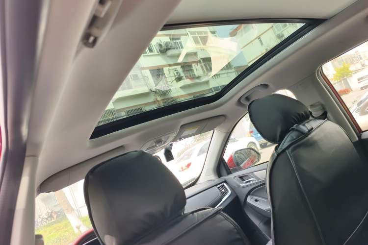 Used Roewe RX5 2019 20T Two-Wheel Drive Automatic 4G Connected Platinum Edition