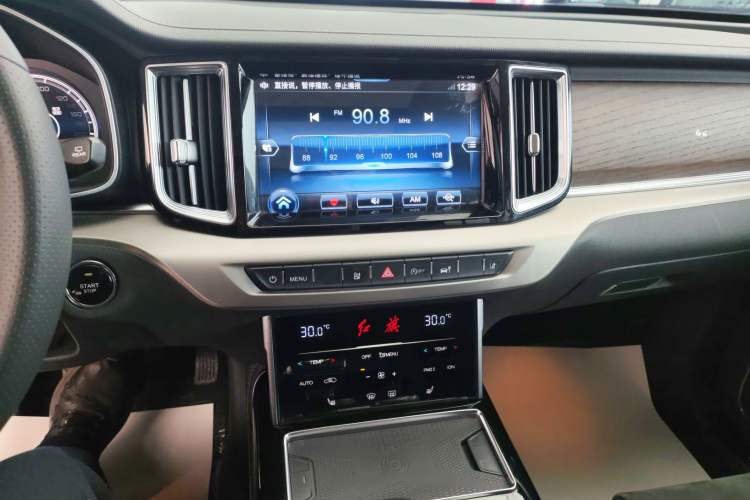 Used Hongqi HS7 2022 2.0T DCT Two-Wheel Drive Smart Connect Flagship Edition Seven Seats