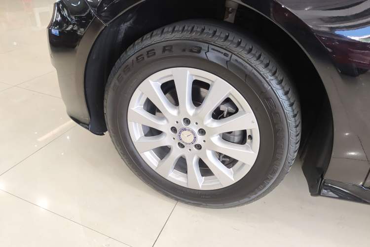 Used Mercedes-Benz R-Class 2017 R 320 4MATIC Business Edition Prestige Model Exterior 1