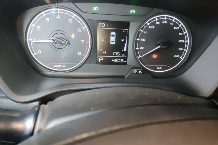 Used Geely Auto Vision X3 2021 PRO 1.5L CVT Deluxe Model Odometer Close Up