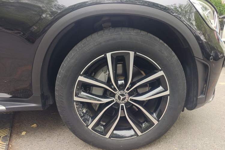 Used Mercedes-Benz GLC 2021 GLC 300 L 4MATIC Dynamic Model Right Front Wheel Hub