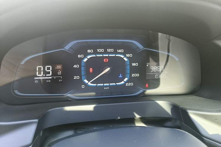 Used Roewe 360 2015 1.5L Manual Luxury Edition Instrument Cluster
