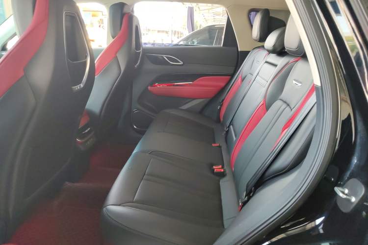 Used Hongqi HS3 2023 1.5T Two-Wheel Drive Shanwei Edition
