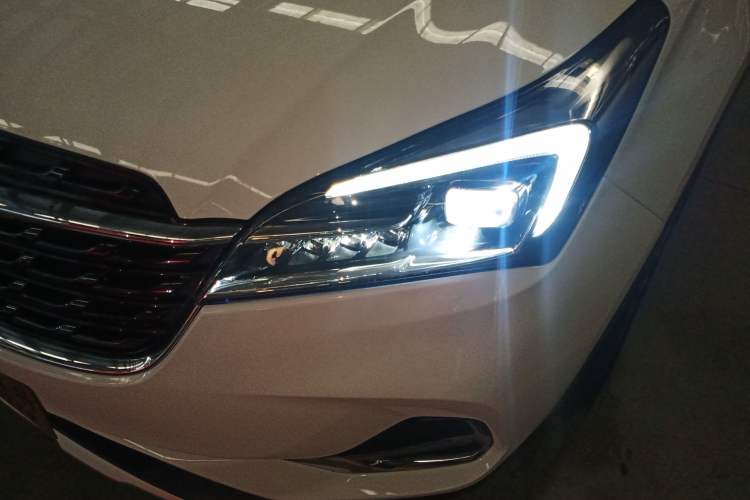 Used Buick Envision 2020 28T Four-Wheel Drive Elite Version Left Front Headlight