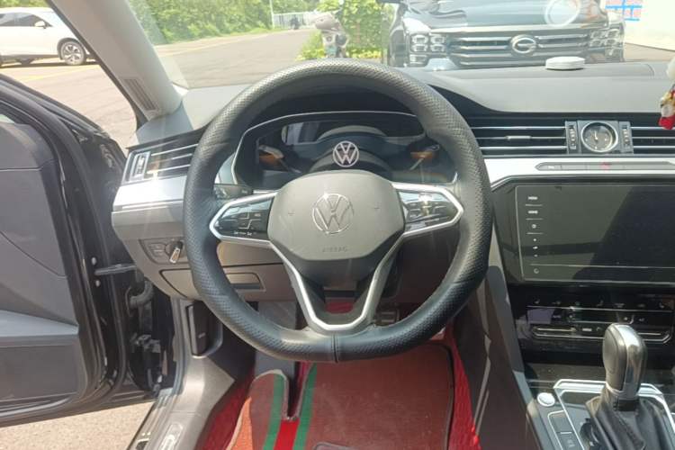 Used Volkswagen Magotan 2023 2 Million Units Limited Edition 330TSI DSG Leading Version