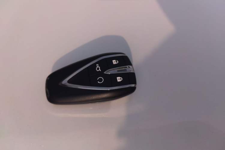 Used Changan UNI-K iDD 2024 Chuzhi iDD 1.5T 135km Smart & Fun Model