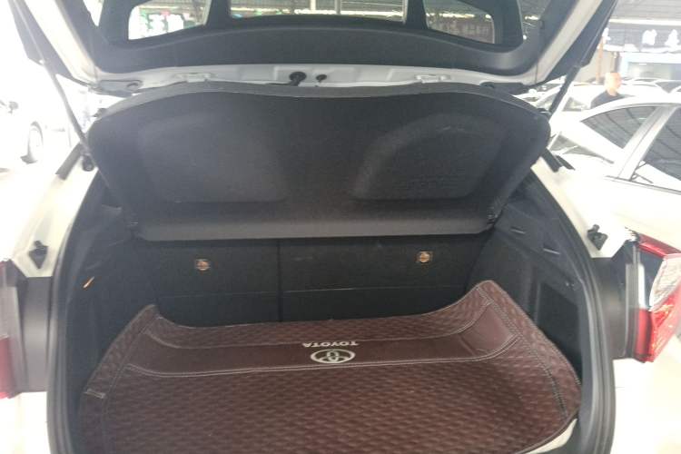 Used Toyota C-HR 2022 2.0L Comfort Edition Trunk