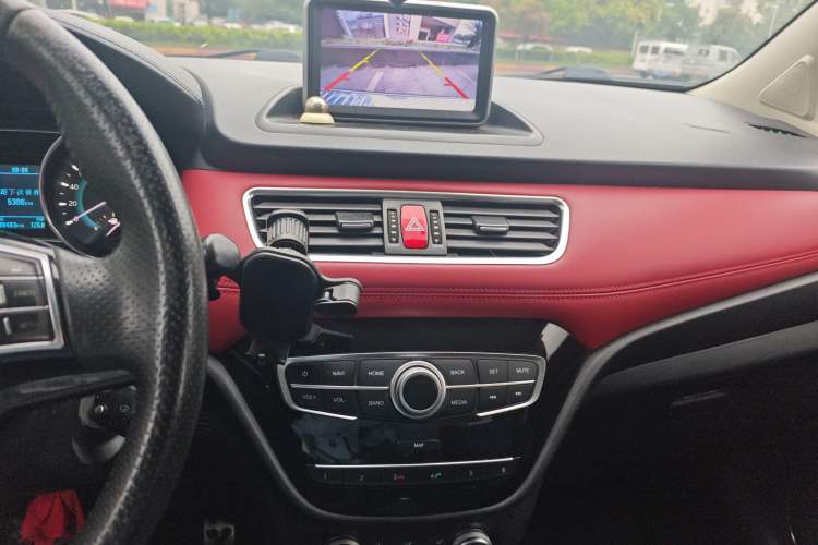 Used Haval H1 2015 1.5L Manual Luxury Model
