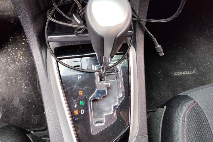 Used Toyota Corolla 2018 1.2T S-CVT GL Smart Enjoyment Version Gear Lever