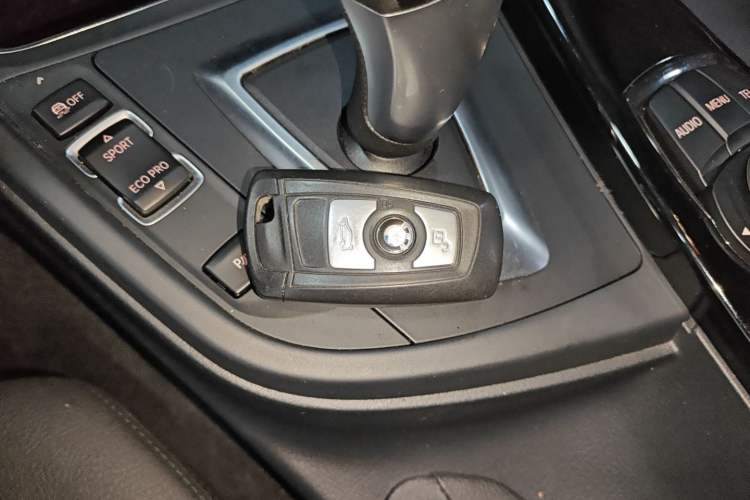 Used BMW 3 Series 2017 320Li Fashion Model
