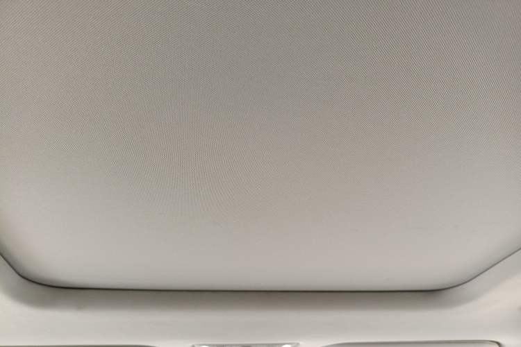 Used iCAR 03 2024 501km Two-Wheel Drive Long-Range Yuechao Edition Headliner