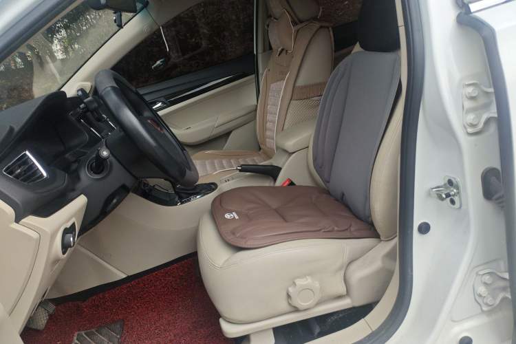 Used Roewe 360 2015 1.5L Automatic Luxury Edition
