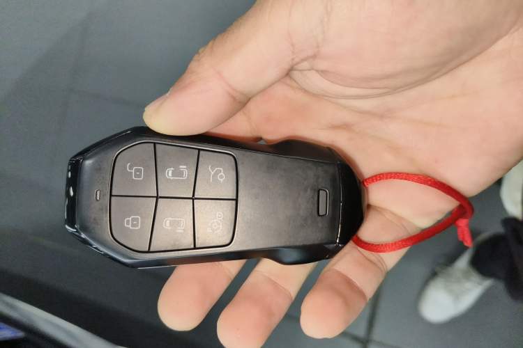 Used XPeng X9 2024 702 Ultra-Long Range Max