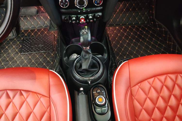 Used MINI 2014 1.5T COOPER Fun