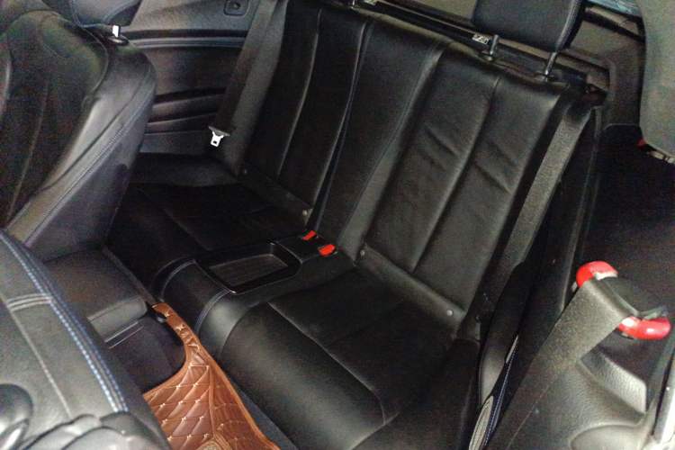 Used BMW 2 Series 2019 225i Convertible Coupe Luxury Edition M Sport Package Left Rear Seat