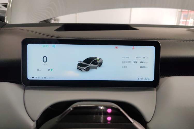 Used Nio ET5 2025 75 kWh
