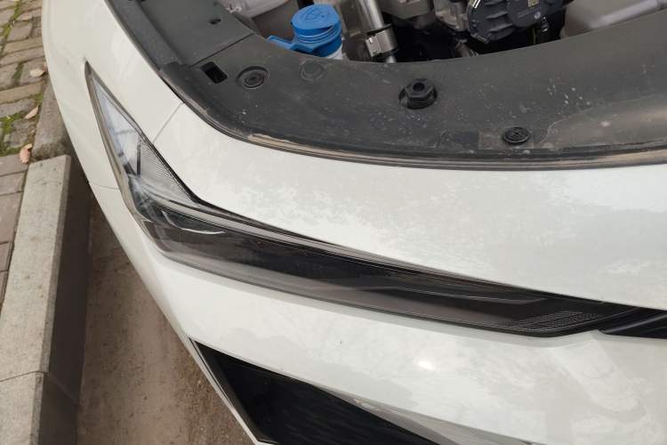 Used CHANGAN UNI-V 2024 1.5T Prestige Edition
