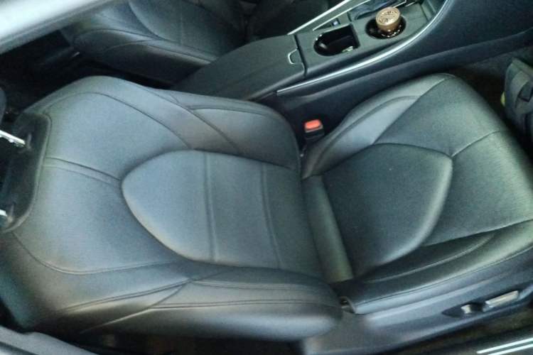 Used Toyota Avalon 2023 2.0L Luxury Edition Right Front Seat