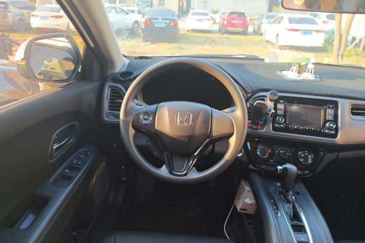 Used Honda Vezel 2017 1.8L CVT Front-Wheel Drive Pioneer Edition
