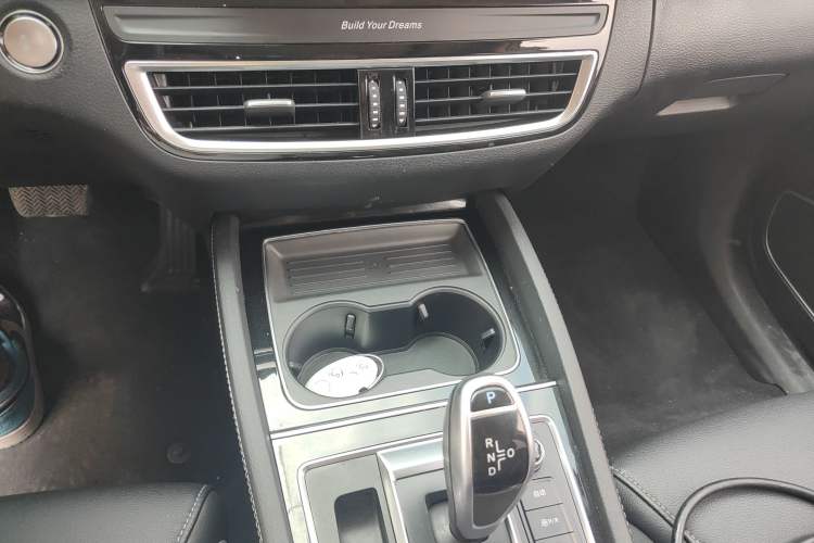 Used BYD Song MAX New Energy 2019 DM 1.5T Smart Connect Advanced 7-Seater China VI Standard Gear Lever