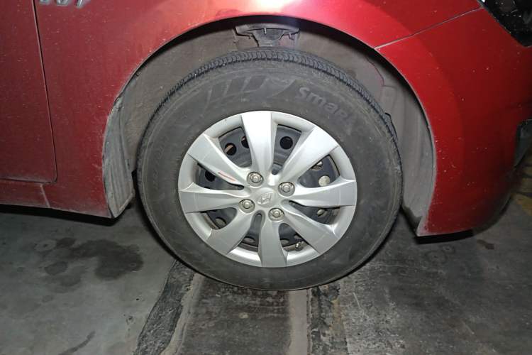 Used Hyundai Verna (older generation) 2014 1.4L Manual Smart GLS Trim