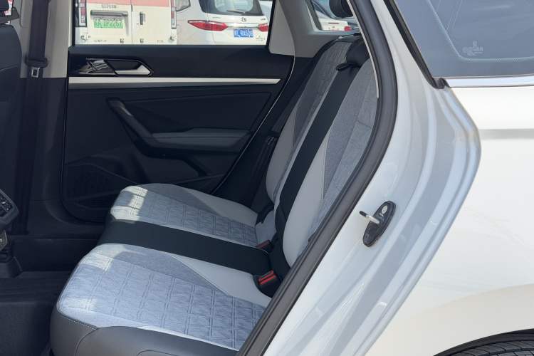 Used Volkswagen Lavida 2024 1.5L Automatic Full-Comfort Version