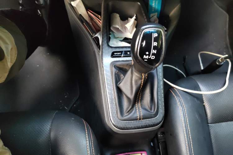 Used Geely Auto Vision X1 2017 1.3L Automatic Player Edition Gear Lever