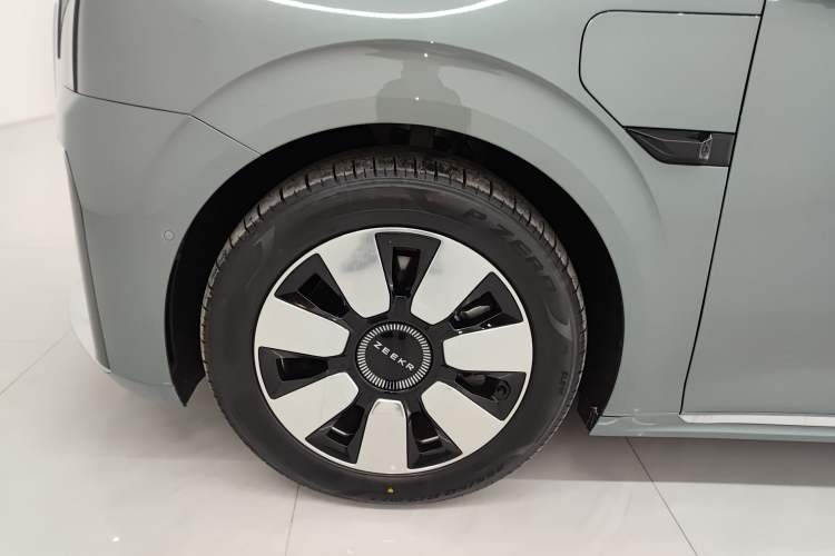 Used Zeekr 009 2024 Six-Seat Executive Version 4WD 140 kWh