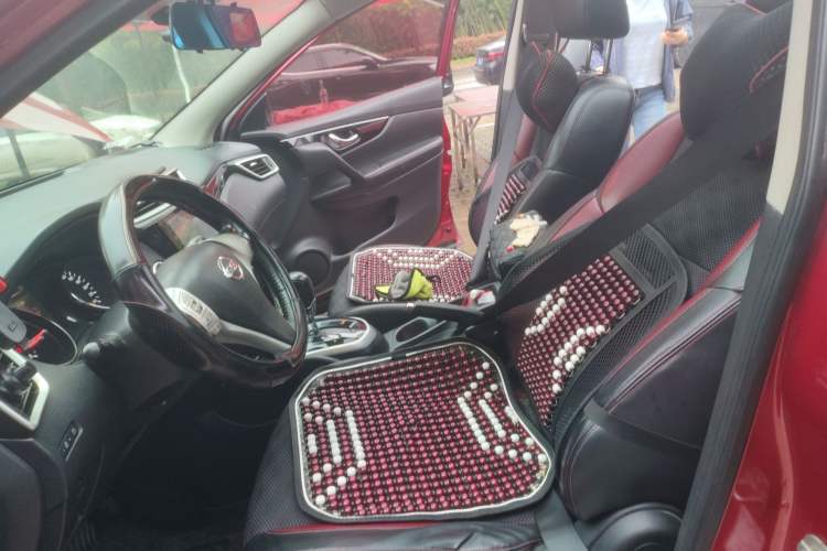 Used Nissan Qashqai 2016 2.0L CVT Luxury Edition Left Front Seat