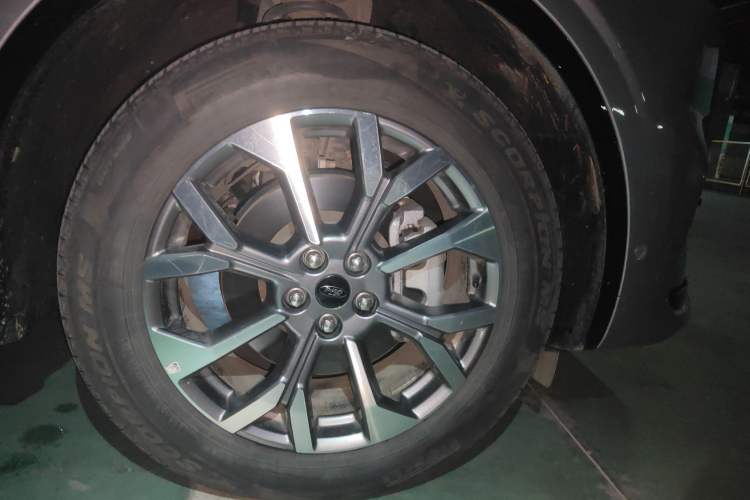 Used Ford Edge 2023 Ford Explorer L 2.0T EcoBoost Four-Wheel Drive 7-Seater Supreme Model
