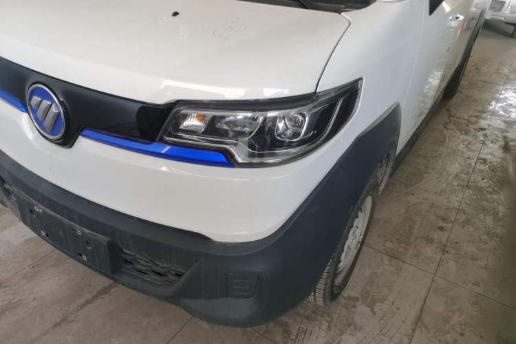 Used Foton Intelligent Blue Elf E7 2024 All-Electric Van Flat Roof 2 Seats EVE Energy 41.86 kWh
