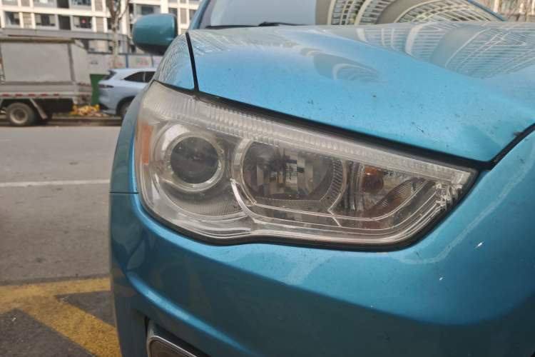 Used Mitsubishi ASX 2013 2.0L CVT Two-Wheel Drive Elite Edition