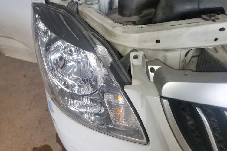 Used Foton MP-X E 2017 2.0L New Express Long Wheelbase 4Q20M