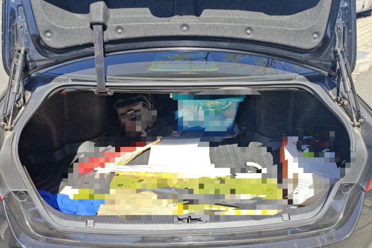 Used Toyota Crown 2015 2.0T Fashion Edition Trunk