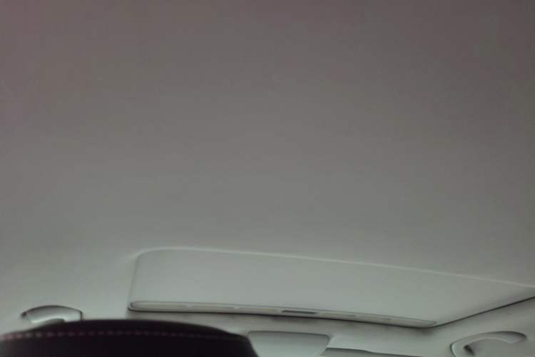 Used Volkswagen Gran Lavida 2013 1.6L Automatic Comfort Model
