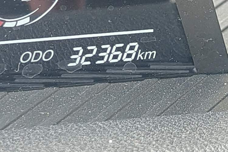 Used NETA V 2021 Witch Edition Odometer Close Up