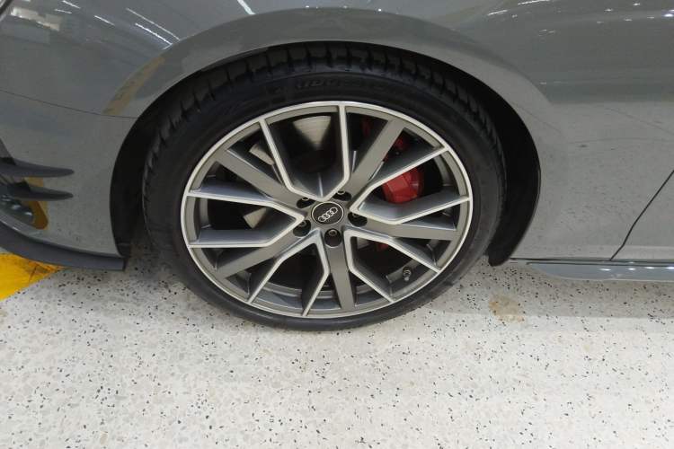 Used Audi S4 2022 S4 3.0TFSI Left Front Wheel Hub