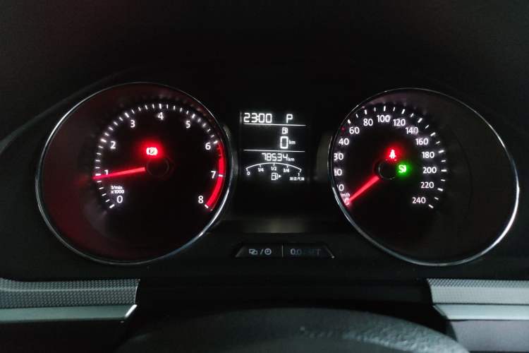 Used Volkswagen C-TREK 2020 1.5L Automatic Fashion Edition