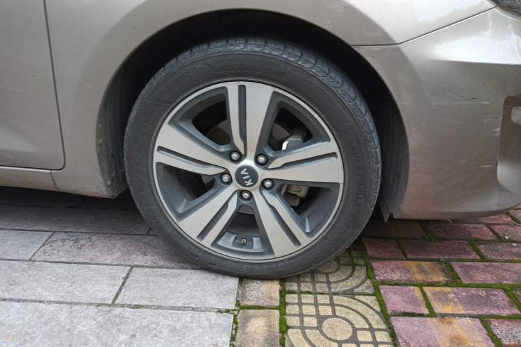 Used Kia K3 (Kai Shen) 2017 1.8L Automatic GLS
