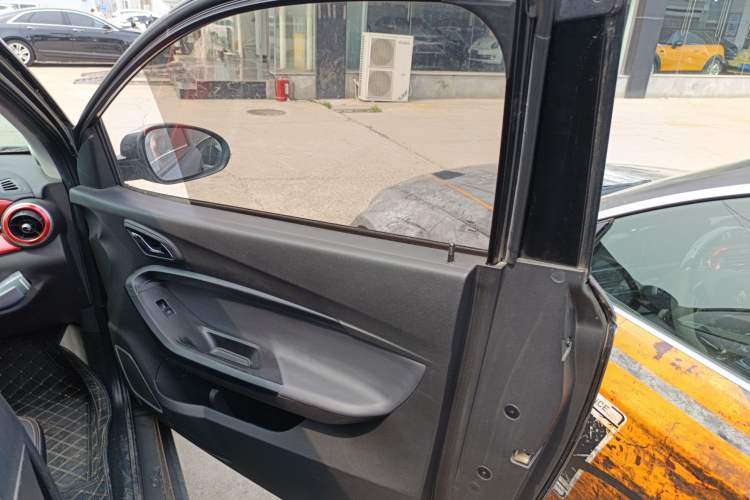 Used Chery New Energy Little Ant 2019 4-Seater Smart Luxe Version 30.6 kWh Interior 5