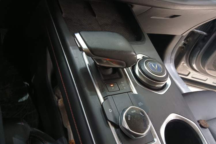 Used CHANGAN CS55PLUS 2022 2nd Generation 1.5T DCT Prestige Version Gear Lever