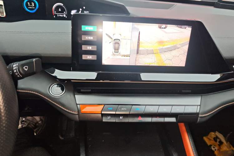 Used Changan UNI-V 2022 1.5T Prestige Version