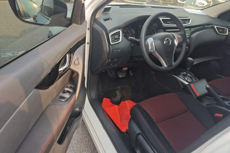 Used Nissan Qashqai 2016 2.0L CVT Elite Edition
