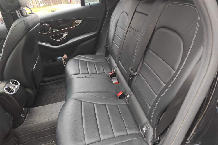 Used Mercedes-Benz GLC 2019 GLC 260 L 4MATIC Luxury Model
