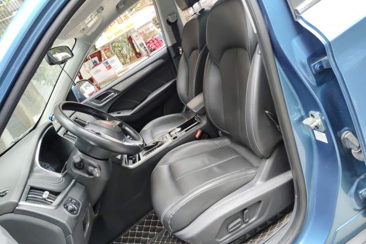 Used Roewe RX5 2016 30T Two-Wheel Drive Automatic Internet Smart Edition